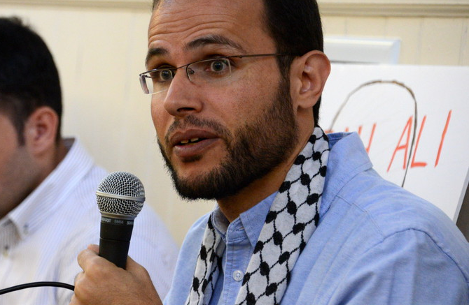 Refaat Alareer (1979-2023), Schriftsteller